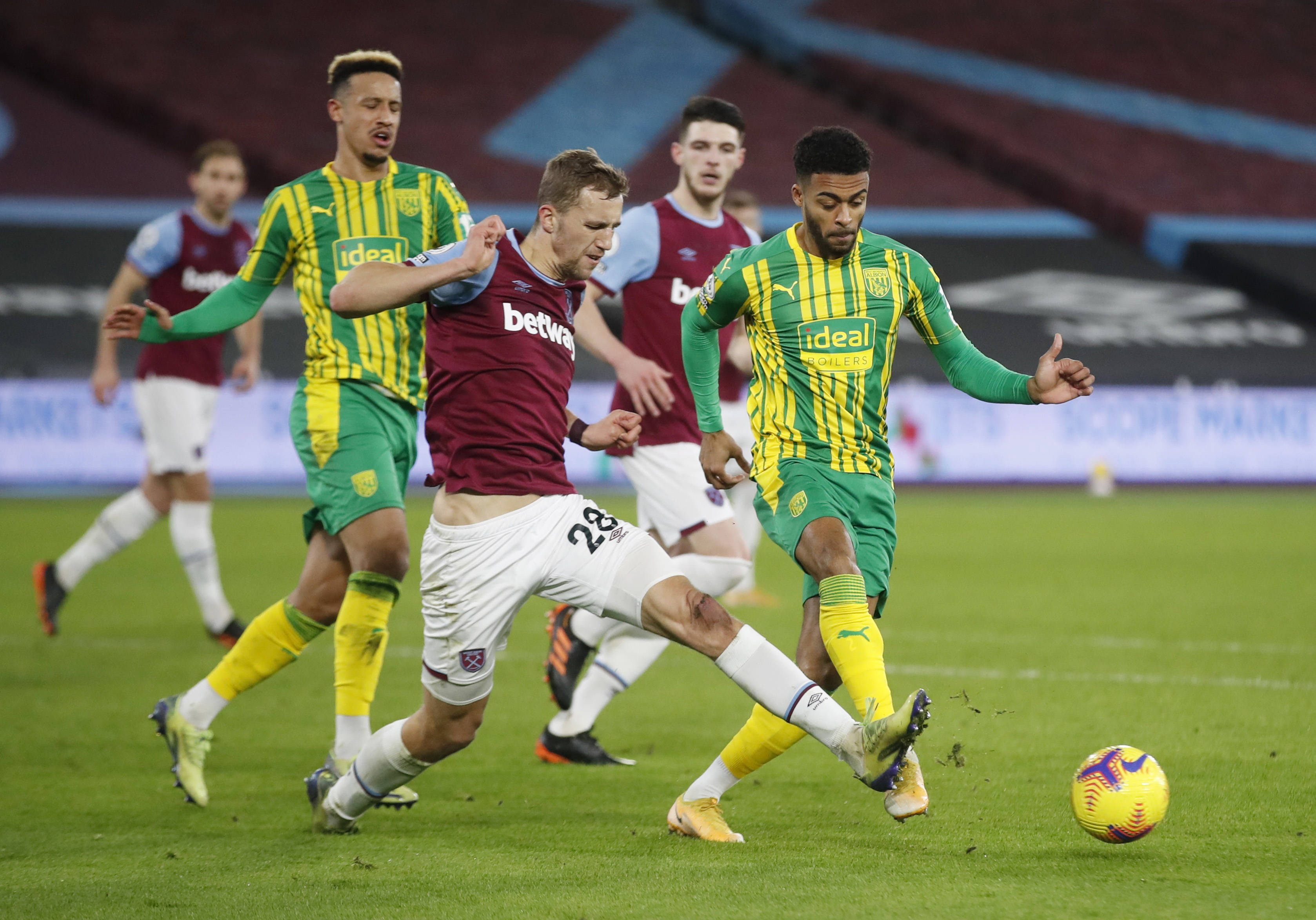 众之间的距 众之间的距