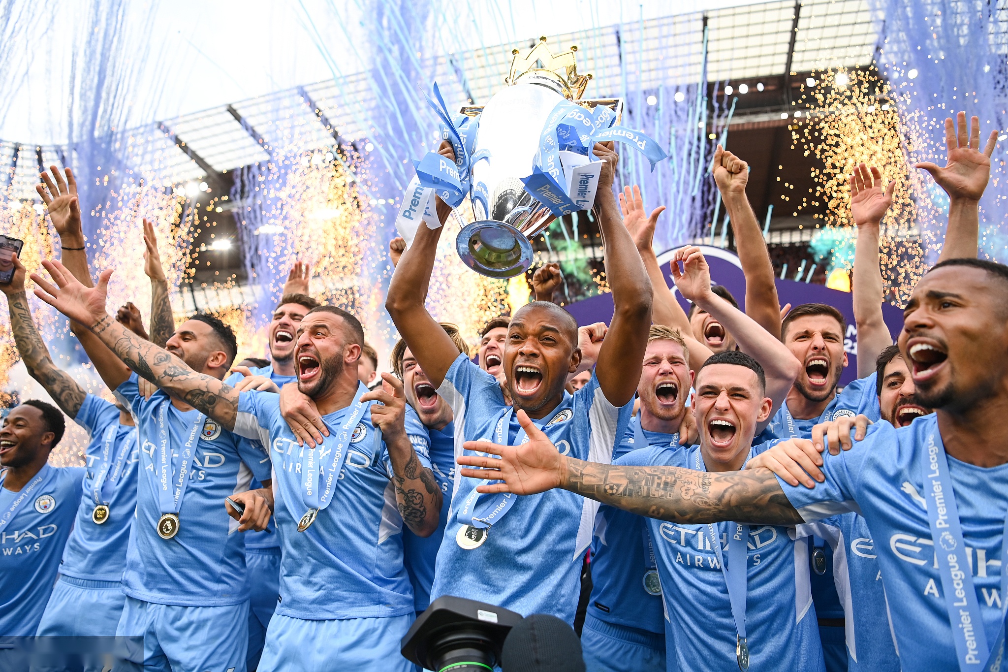 也引发了他 也引发了他